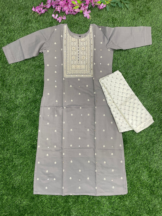 Grey Kurti with White Printed Dupatta – Subtle Elegance