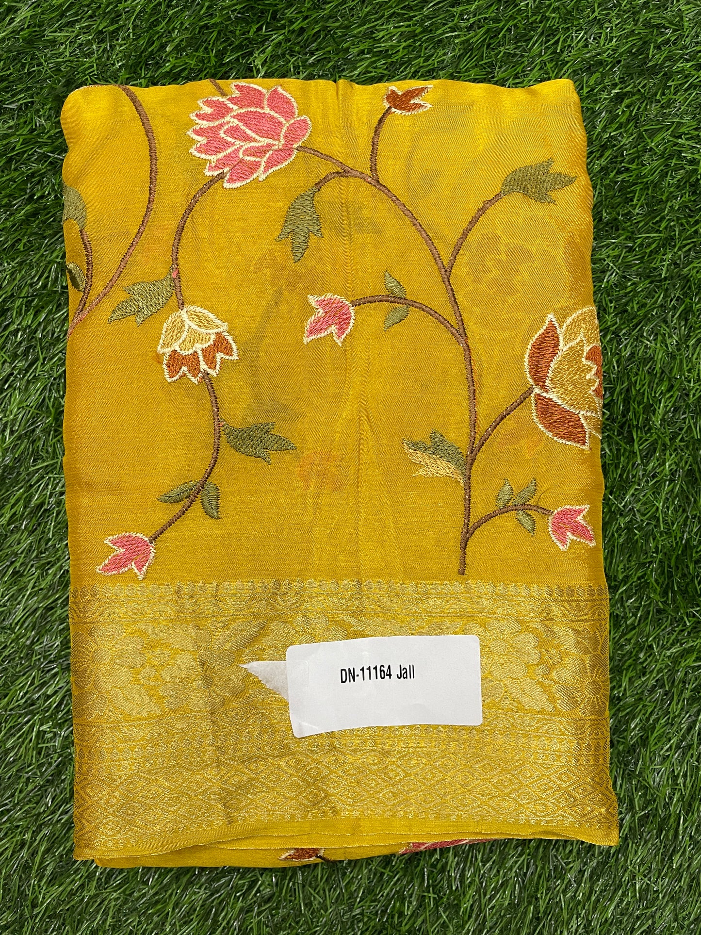 Pure Georgette Saree with All Over Floral Embroidery