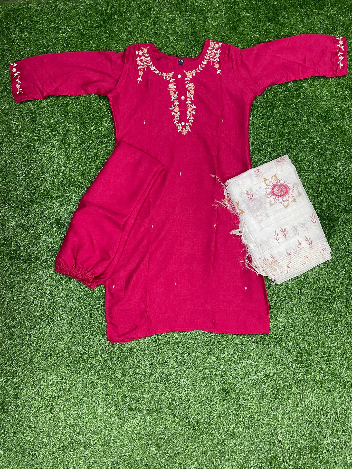Elegant Red Embroidered Vichitra Silk Kurti Set with Dupatta
