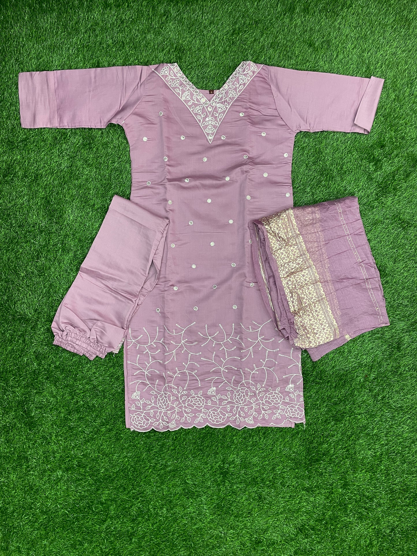Elegant Embroidered Silk Kurti Set with Dupatta