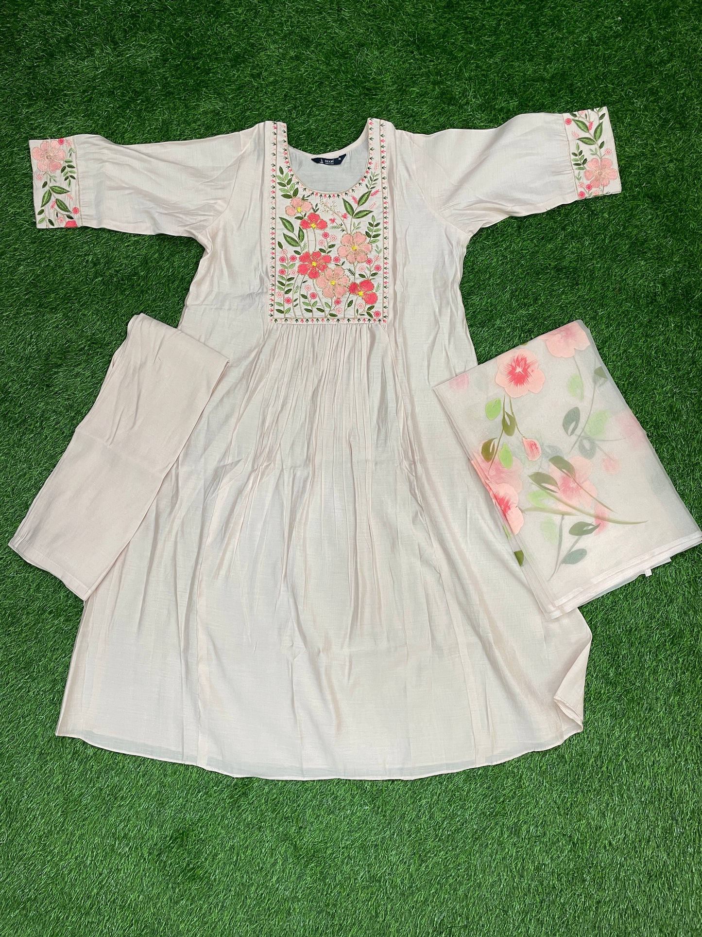Light Peach Mul Chanderi 3-Piece Embroidered Suit Set